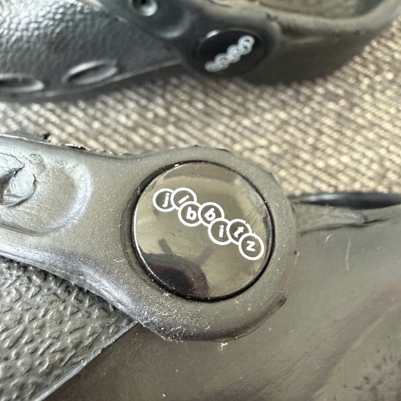 EUC Jibbitz by CROCS Kids Black Water Shoes XXS C4/5 Baby UNISEX - Picture 15 of 16
